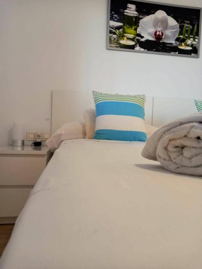 Atico Con Piscina Y Vistas Al Mar Habitat Litoral Appartement Málaga Buitenkant foto