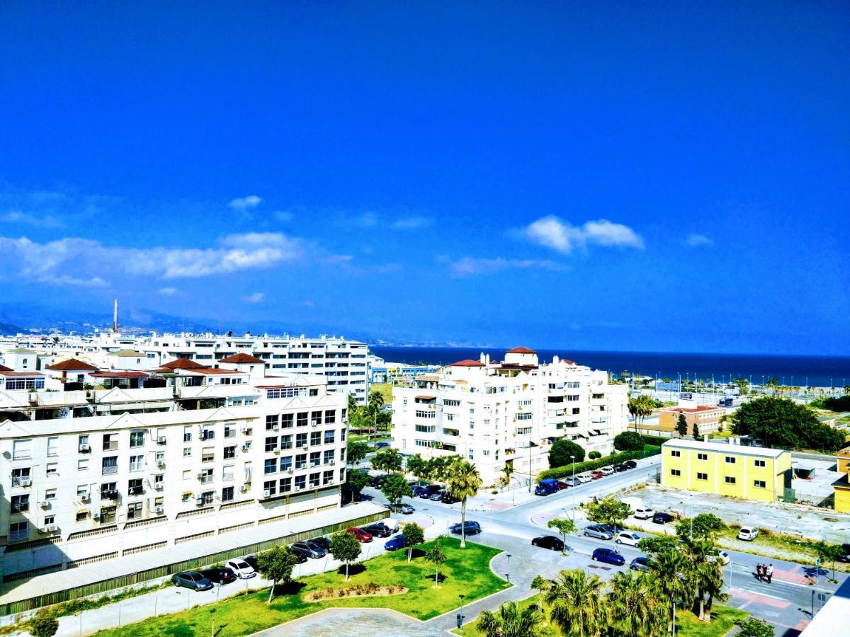 Atico Con Piscina Y Vistas Al Mar Habitat Litoral Appartement Málaga Buitenkant foto